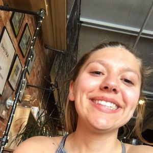 Meet your Posher, Makena